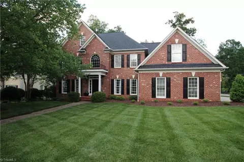 2 Windrock Way, Greensboro, NC 27455