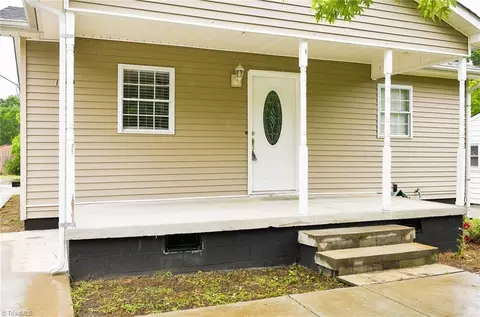 1309 Jackson St, Burlington, NC 27217
