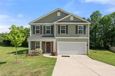 320 Lilys Pl, Lexington, NC 27292