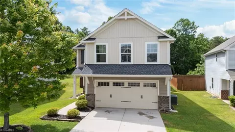971 Bitting Hall Cir, Rural Hall, NC 27045