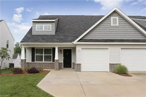 3927 Straw Hat Rd, Greensboro, NC 27410