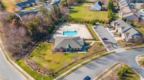 4723 Willowstone Dr, High Point, NC 27265 photo 2