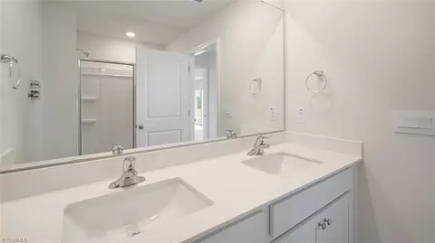 Bath - 4588 Red Oak Dr, Trinity, NC 27370 photo 2 of 2