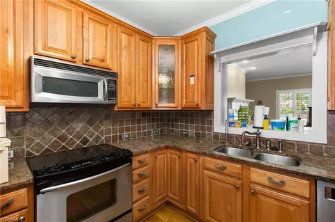 167 Parkview Ln, Advance, NC 27006 photo 9