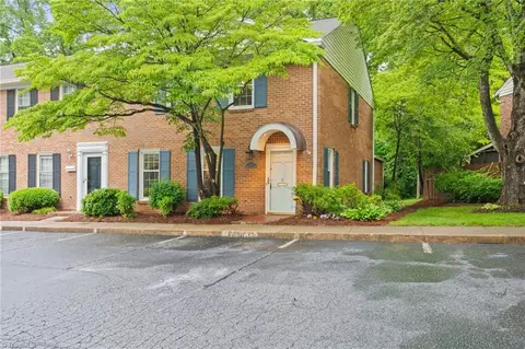 4030 Huntingreen Ln #E, Winston Salem, NC 27106