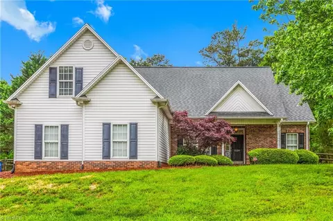 2130 Denise Ln, Winston Salem, NC 27127