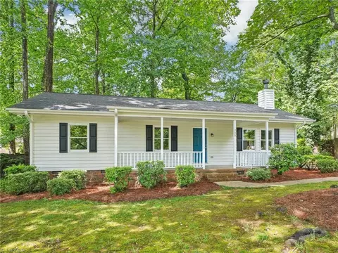 705 Rendall Ct, Burlington, NC 27215