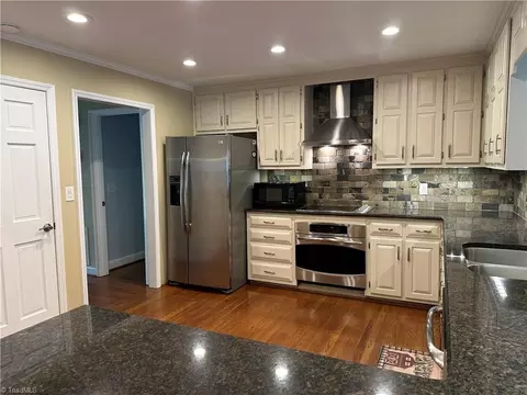 Kitchen - 470 Farmbrook Rd, Mount Airy, NC 27030 photo 3 of 4