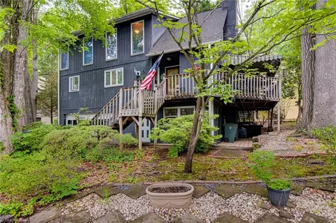 2641 Merry Oaks Trl, Winston Salem, NC 27103
