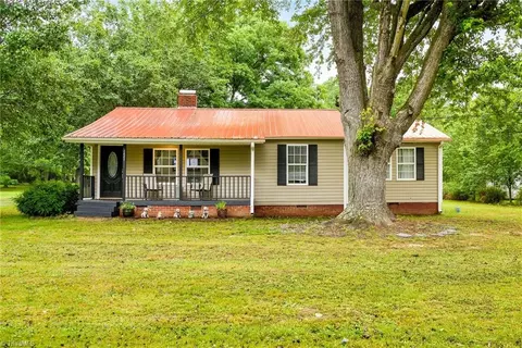 1681 Old Nc Highway 109, Lexington, NC 27292