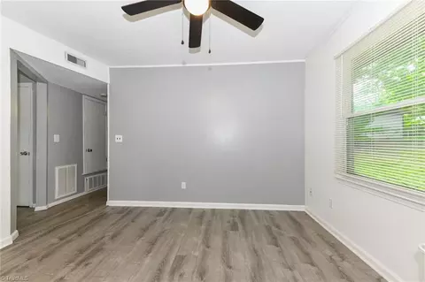 803 Ernest Ct, High Point, NC 27263 photo 7