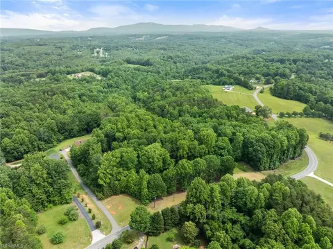 1099 Slate Rd, King, NC 27021 photo 12