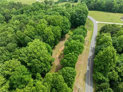 1099 Slate Rd, King, NC 27021 photo 4