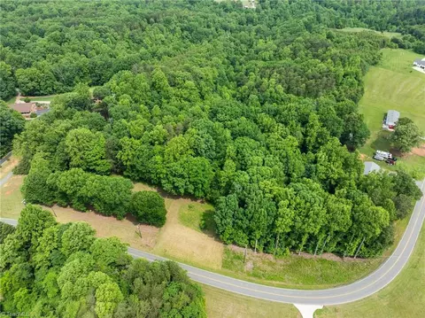 1099 Slate Rd, King, NC 27021 photo 6