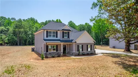 1333 Union Cross Rd, Kernersville, NC 27284