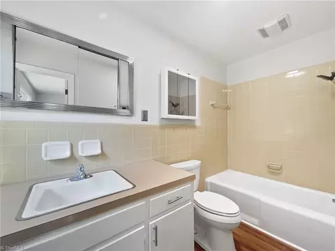 506 Oakview Rd, High Point, NC 27265 photo 22