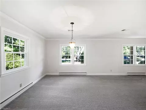 506 Oakview Rd, High Point, NC 27265 photo 3