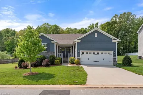 2155 Spring Wind Rd, Pfafftown, NC 27040