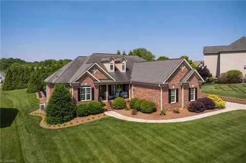 120 Grandworth Way, King, NC 27021