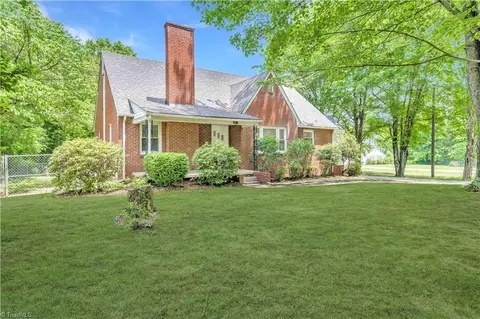 3511 Thomasville Rd, Winston Salem, NC 27107