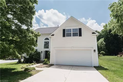 3908 Tutbury Dr, Jamestown, NC 27282