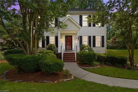 6838 Salem Quarter Rd, Belews Creek, NC 27009