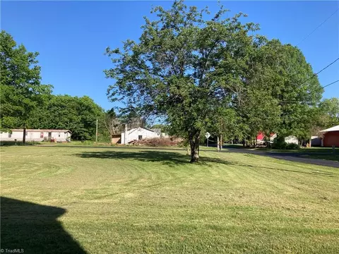 000 Wall St, Mocksville, NC 27028