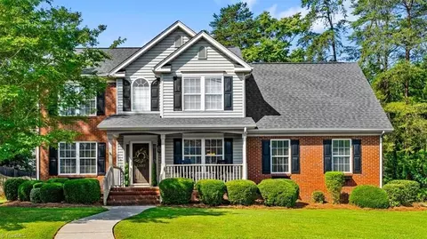 1307 Merlin Cir, Reidsville, NC 27320