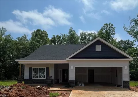 1998 Meadowview Dr #LOT 8, Graham, NC 27253