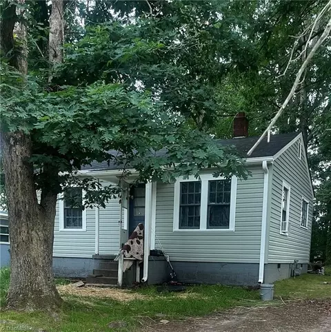 1602 Boundary Ave, High Point, NC 27260 photo 2
