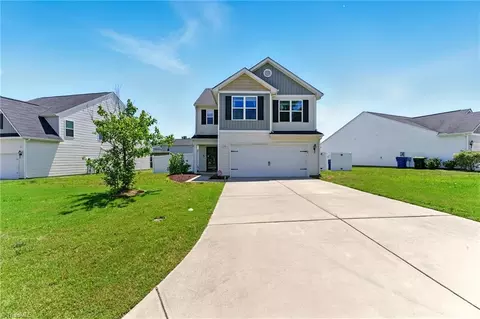 350 Pillow Ln, Burlington, NC 27215