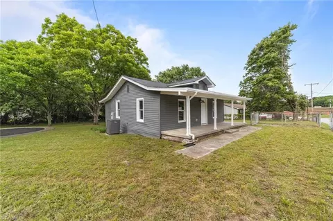 712 Nance Ave, High Point, NC 27263 photo 14