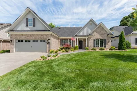 2725 Zuni Ct, Winston Salem, NC 27106