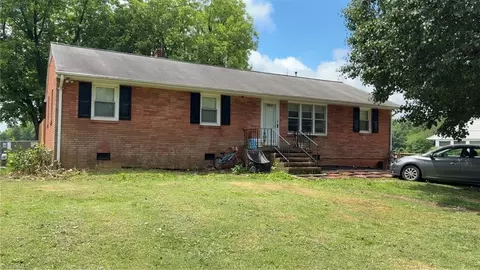 6012 Rock Quarry Rd, Mcleansville, NC 27301