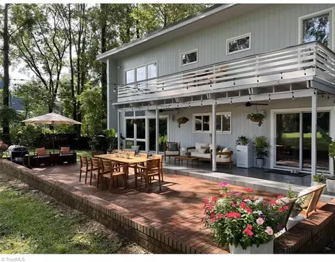 3307 Gaston Rd, Greensboro, NC 27407