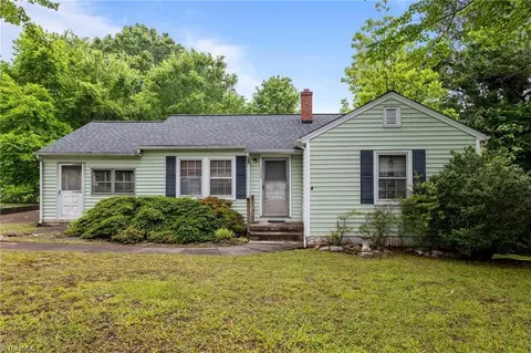 113 Woodale Dr, Elon, NC 27244