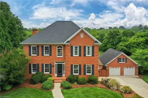 8056 Glengarriff Rd, Clemmons, NC 27012