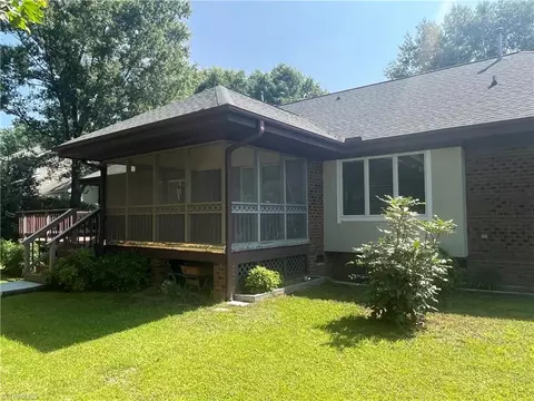 1223 Gatehouse Rd, High Point, NC 27262 photo 26