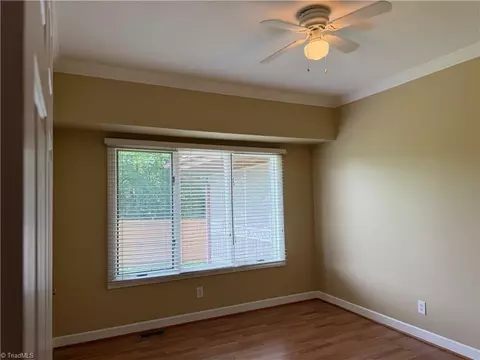 1223 Gatehouse Rd, High Point, NC 27262 photo 14