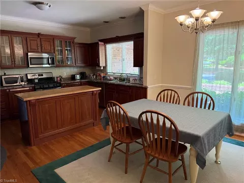 1223 Gatehouse Rd, High Point, NC 27262 photo 6