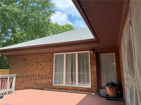 1223 Gatehouse Rd, High Point, NC 27262 photo 20
