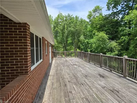 314 Hillcrest Dr, Elkin, NC 28621 photo 30