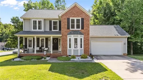 1201 Deerfield Dr, Reidsville, NC 27320