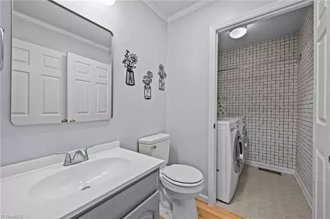 8016 Riverview Dr, Clemmons, NC 27012 photo 16