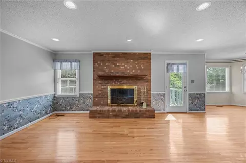 8016 Riverview Dr, Clemmons, NC 27012 photo 7