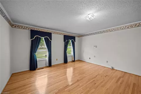 8016 Riverview Dr, Clemmons, NC 27012 photo 11