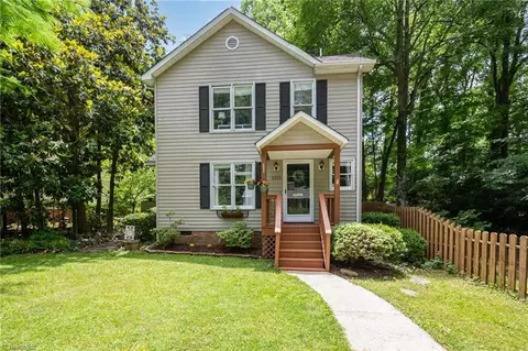 2515 Wright Ave, Greensboro, NC 27403