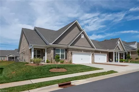 410 Mountain Grove Ln, Kernersville, NC 27284