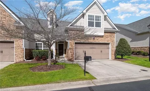 4593 Love Dr, Greensboro, NC 27406