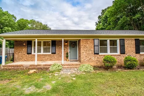 3602 Edgefield Rd, Greensboro, NC 27409